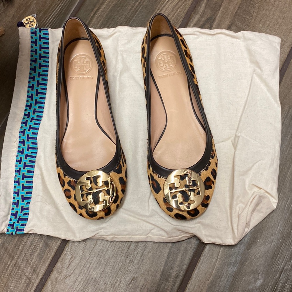 Like new Tory Burch leopard flat